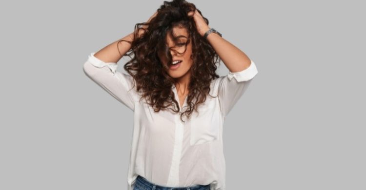 Przedłużanie włosów – jak uzyskać naturalny efekt?
